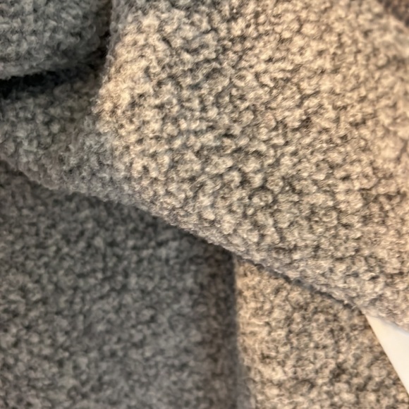 Patagonia pull over - Picture 3 of 3